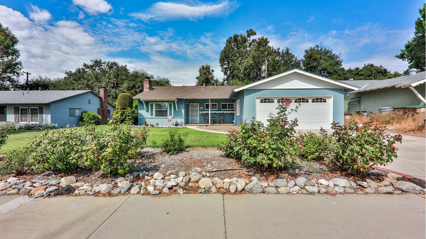 473 Cedar Crest Avenue, Claremont, CA 91711