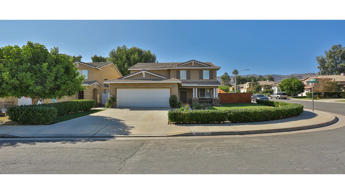 22797 Mountain Ash Circle, Corona, CA 92883