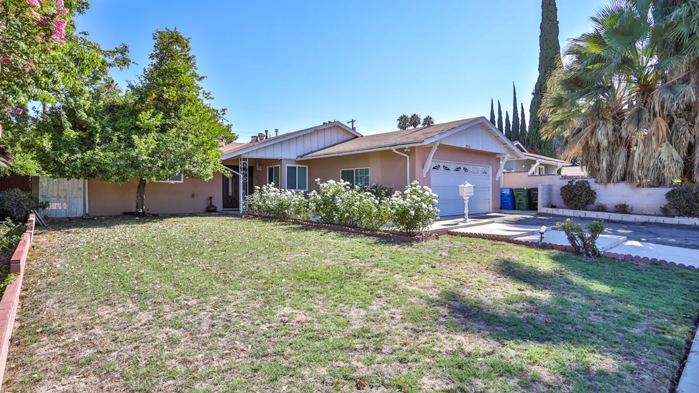 19228 Napa Street, Northridge, CA 91324