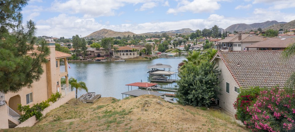 22701 Blue Teal Drive, Canyon Lake, CA 92587