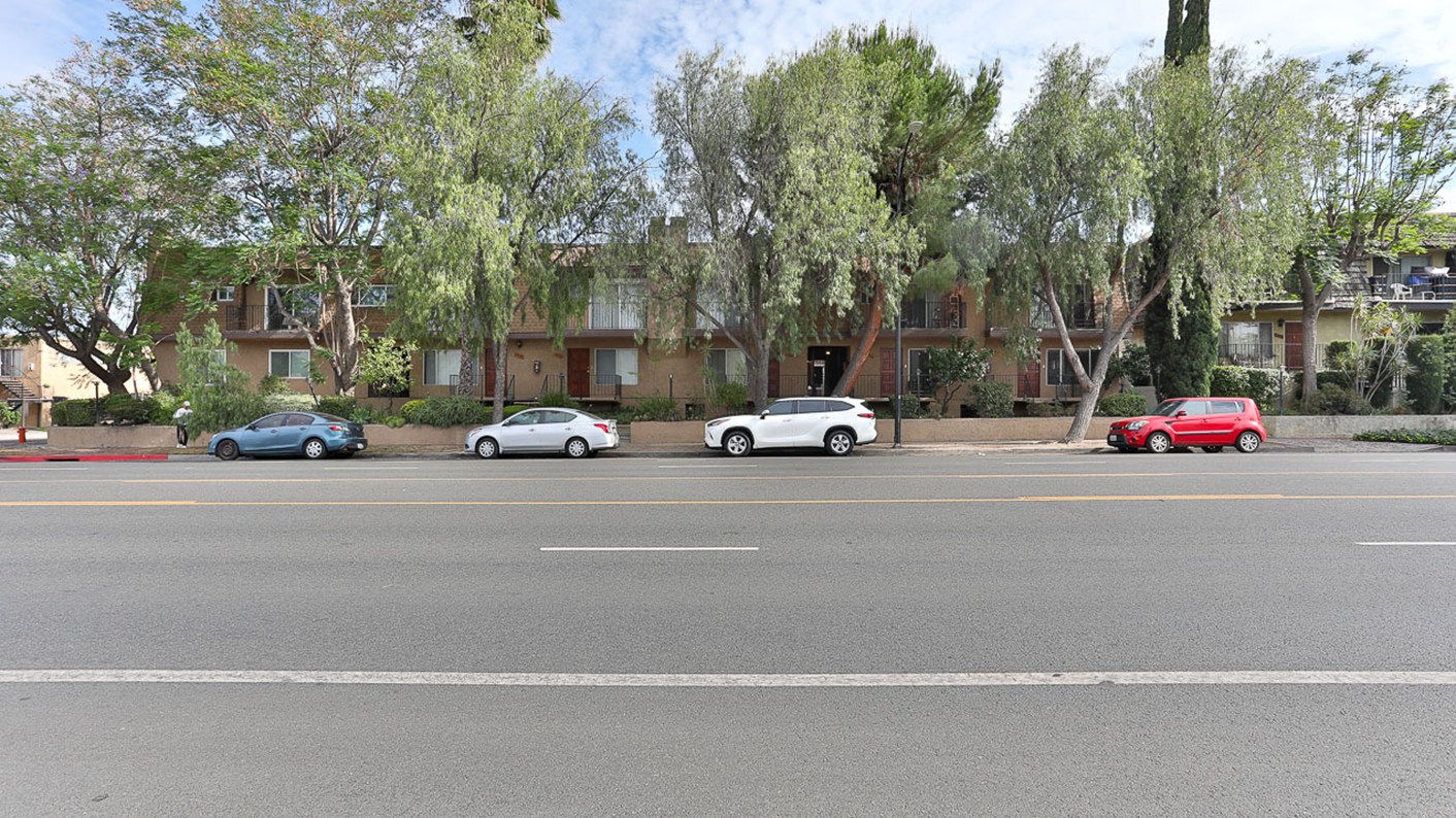 1155 North Parish Place Unit 13, Burbank, CA 91506