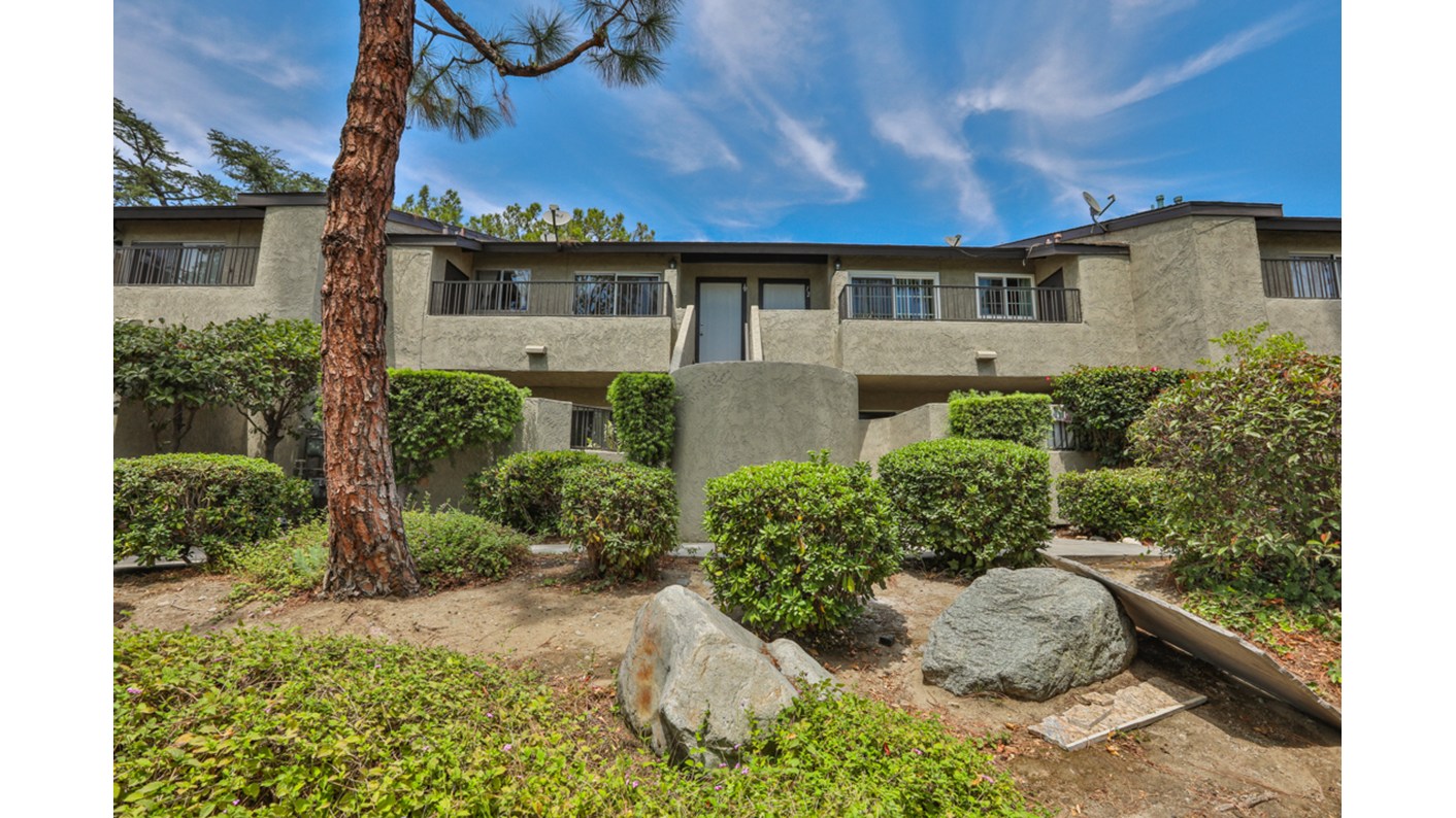 4304 Walnut Street Unit 10, Baldwin Park, CA 91706