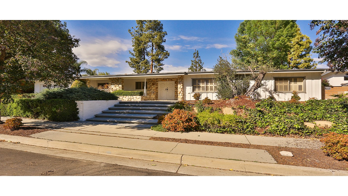 24221 Aetna Street, Los Angeles, CA 91367