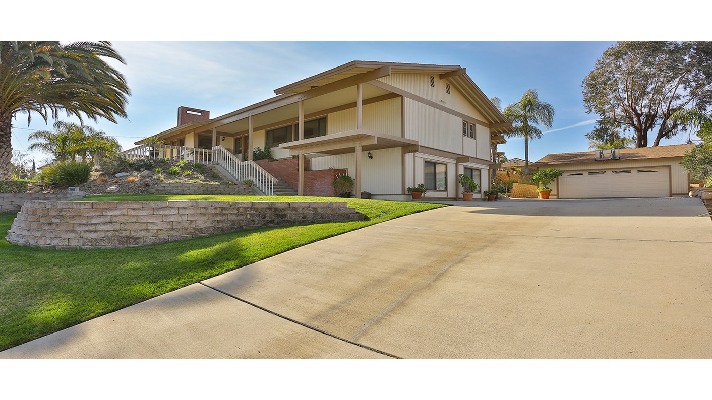 20460 Stanford Avenue, Riverside, CA 92507