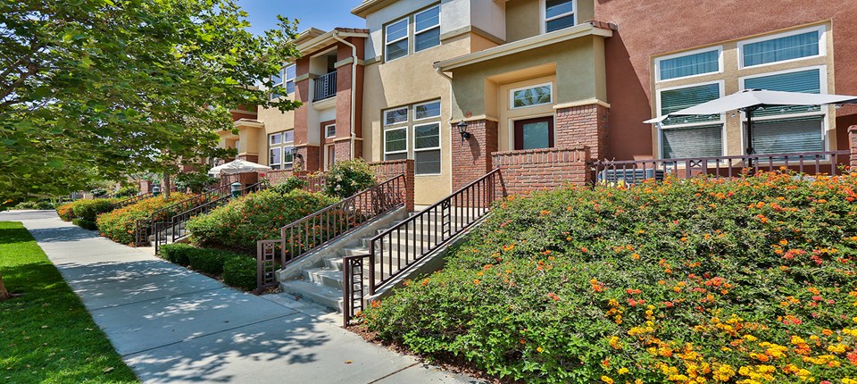 619 West 1st Street, Claremont, CA 91711