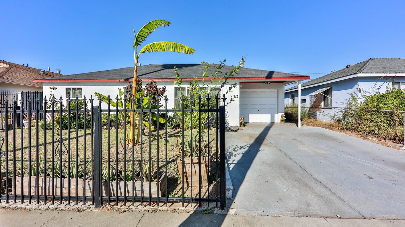 355 East 181st Street, Carson, CA 90746