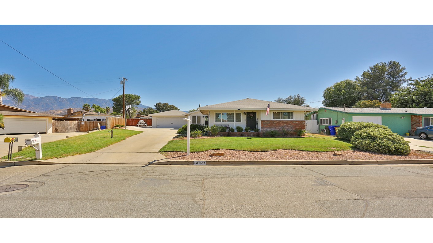 13377 Robin Court, Yucaipa, CA 92399