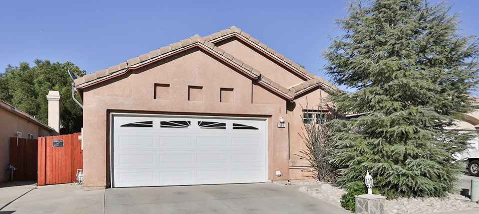 565 Berkshire Lane, San Jacinto, CA 92583