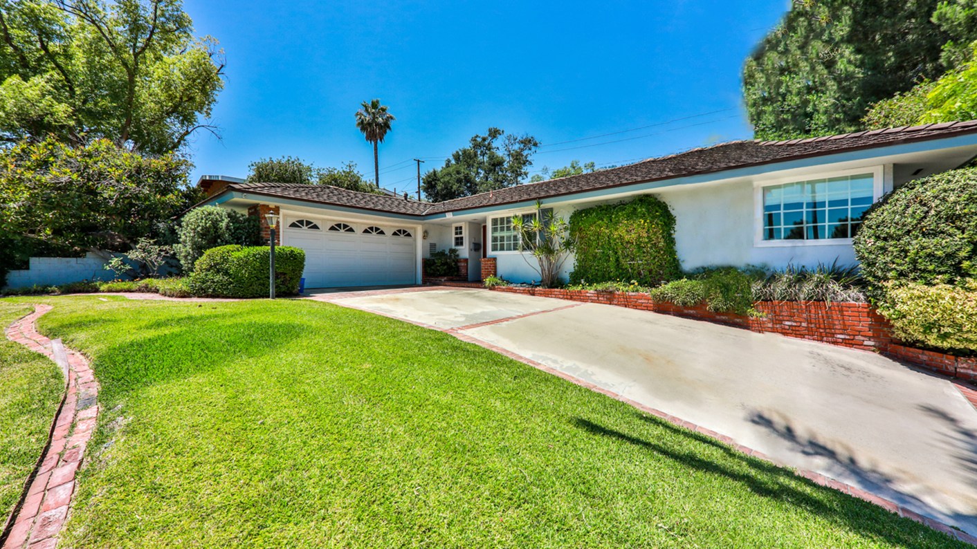 3895 Edgeview Drive, Pasadena, CA 91107