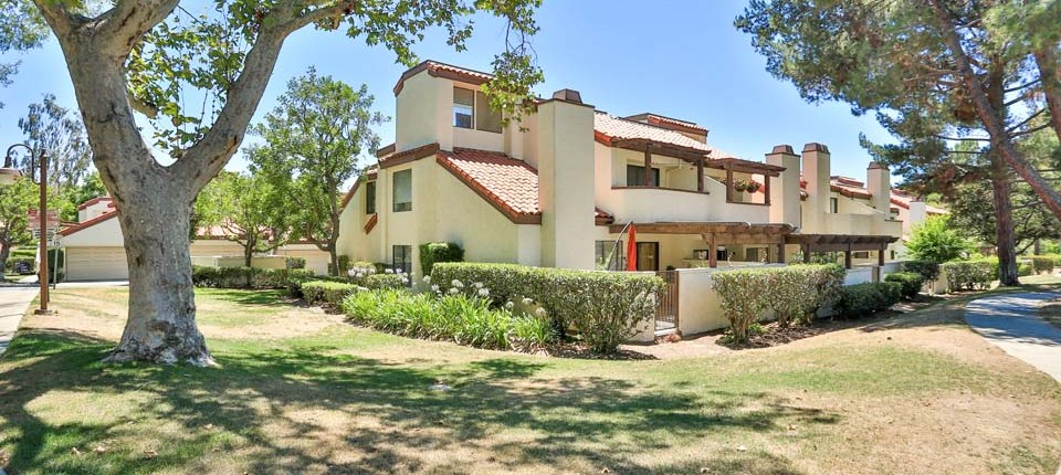 837 Manchester Court, Claremont, CA 91711