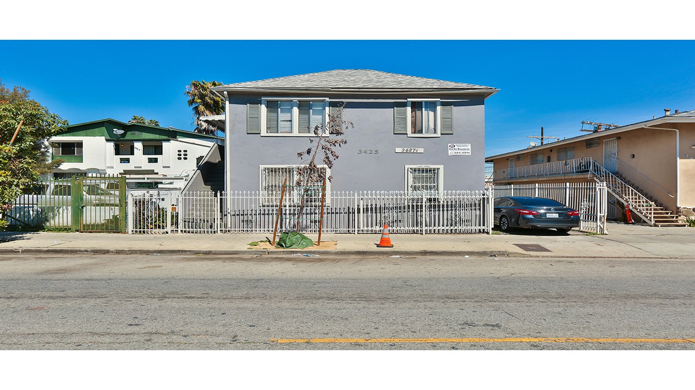 3425 Hyde Park Boulevard, Los Angeles, CA 90043