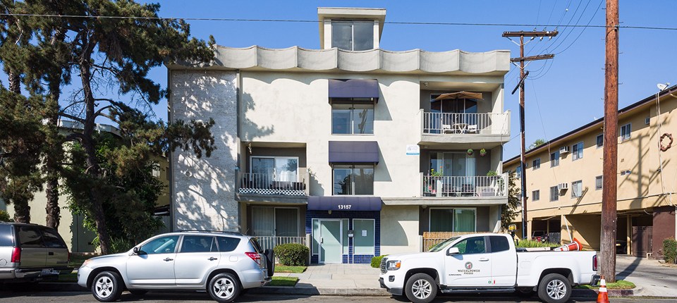 13157 Oxnard Street #203, Los Angeles, CA 91401