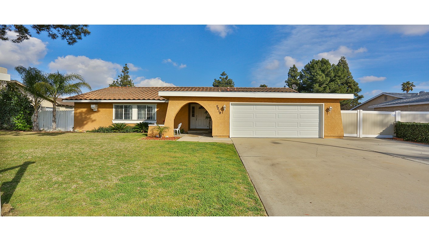 2219 South Fuchsia Avenue, Ontario, CA 91762