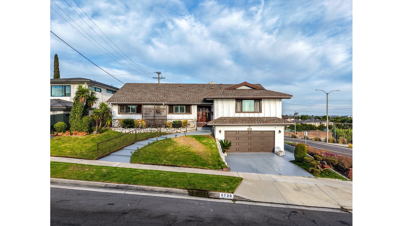 5720 Chariton Avenue, Los Angeles, CA 90056