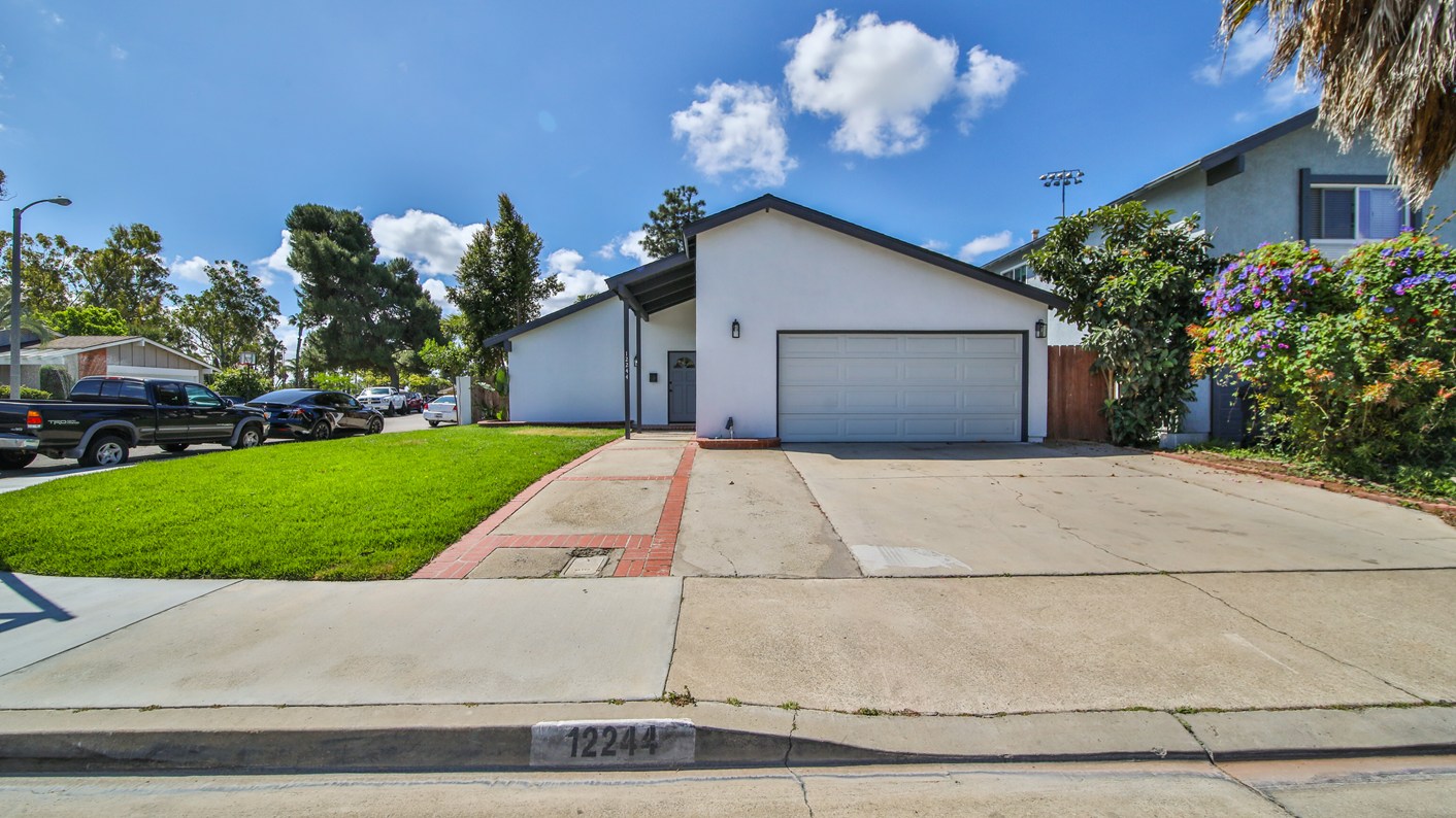 12244 Renville Street, Lakewood, CA 90715