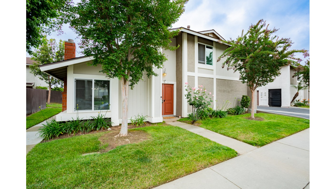 242 Whitney Avenue #1, Pomona, CA 91767