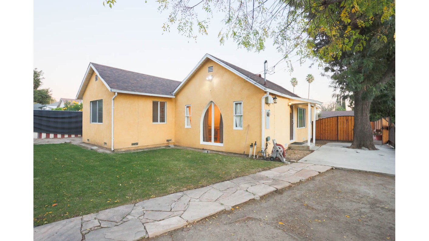 11548 Kagel Canyon Street, Los Angeles, CA 91342