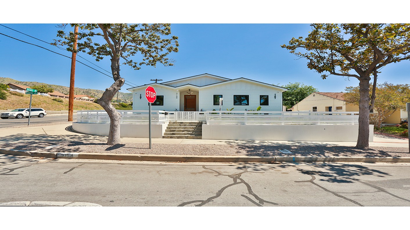 3158 North Naomi Street, Burbank, CA 91504