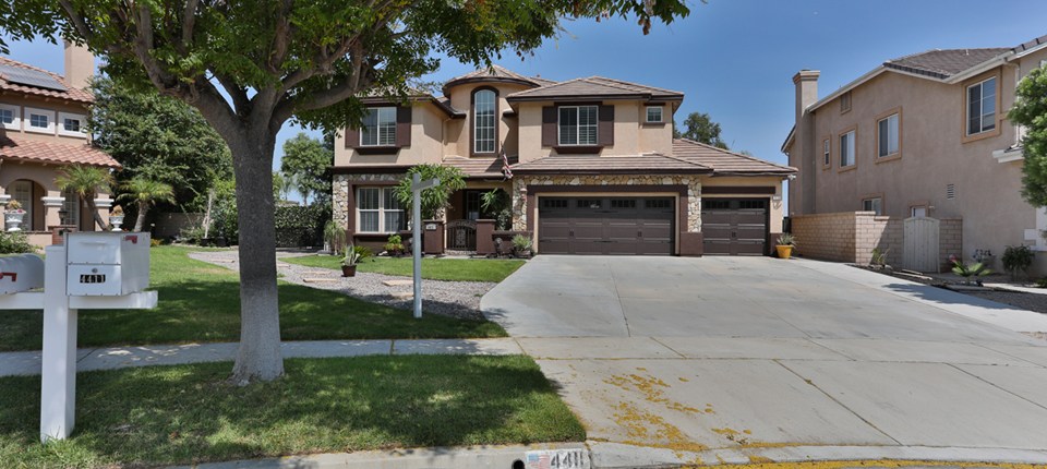 4411 Putting Green Drive, Corona, CA 92883