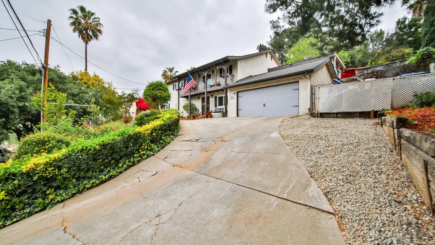 10654 Mary Bell Avenue, Los Angeles, CA 91040