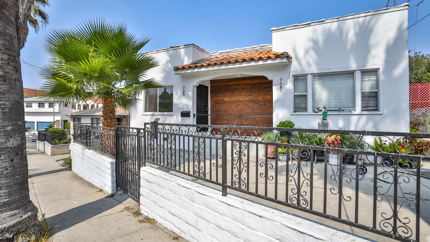 729 South Saint Louis Street, Los Angeles, CA 90023