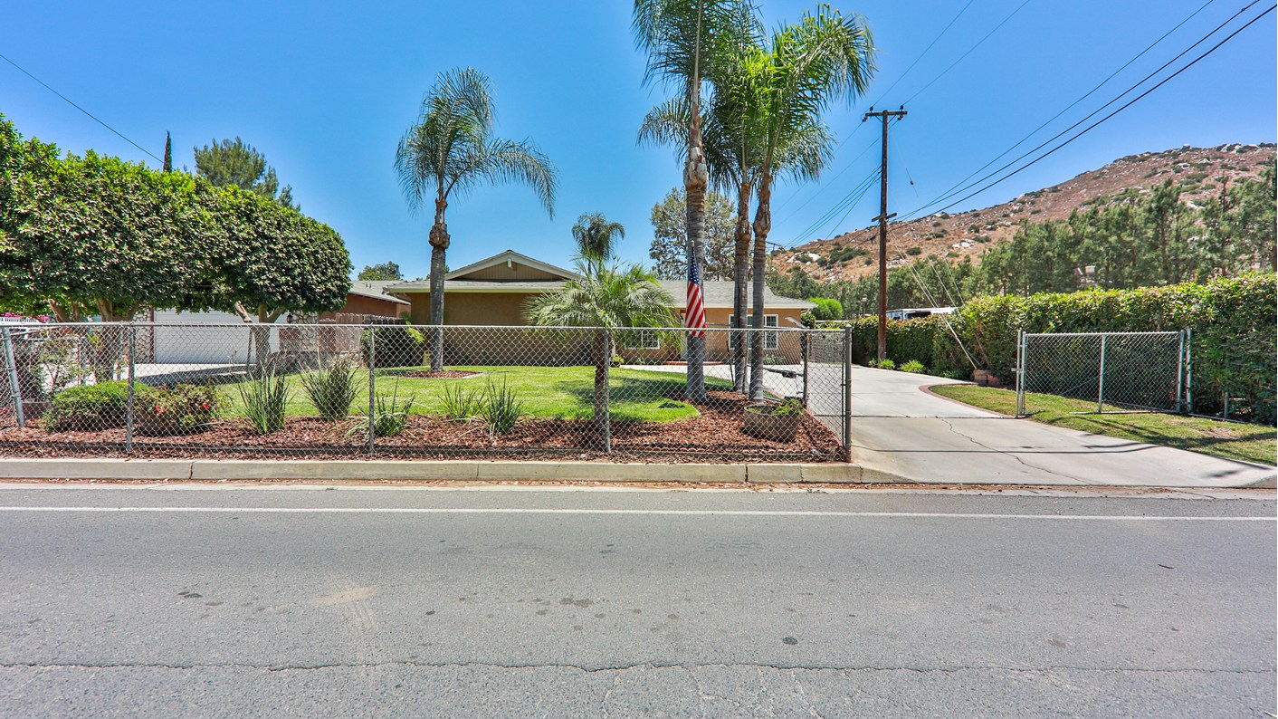 2993 Hillside Avenue, Norco, CA 92860