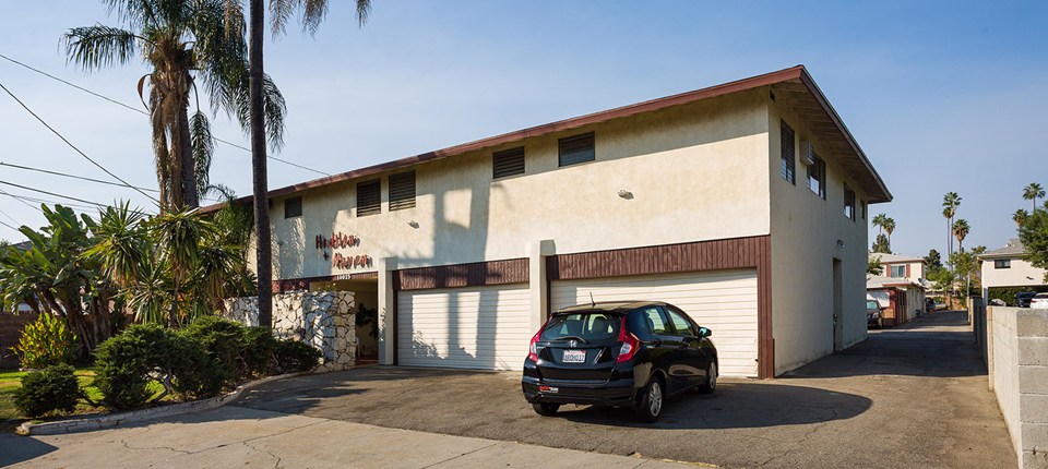 16025 Gault Street #2, Los Angeles, CA 91406