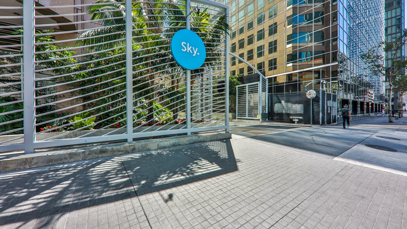 801 South Grand Avenue #1303, Los Angeles, CA 90017