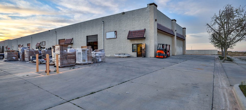 39360 3Rd Street East, 93550, Palmdale, CA 93550