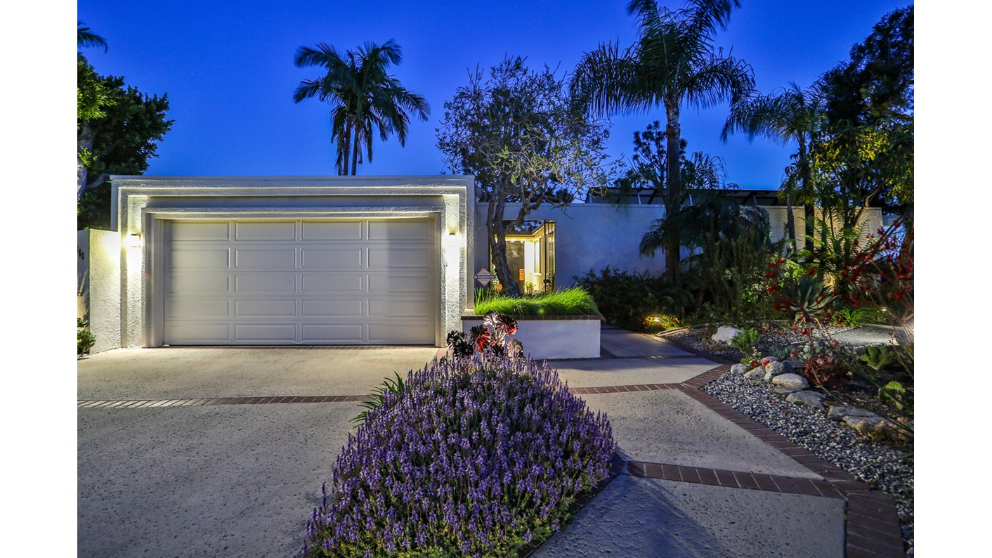 868 Guanajuato Drive, Claremont, CA 91711