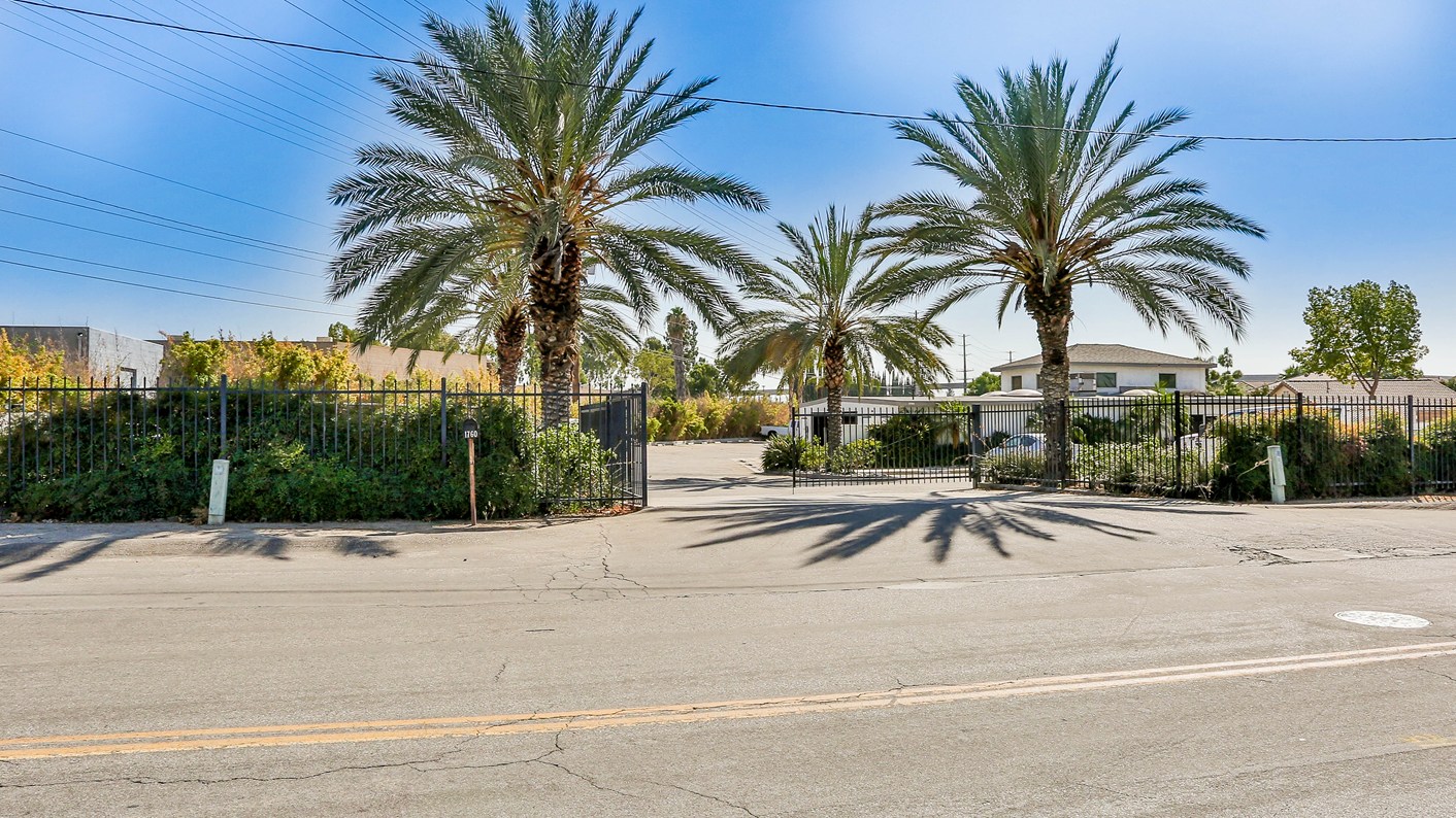 1760 Marlborough Ave, Riverside, CA 92507