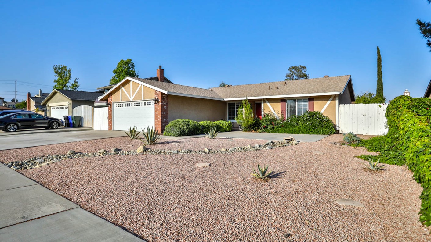 7345 Whitewood Drive, Fontana, CA 92336