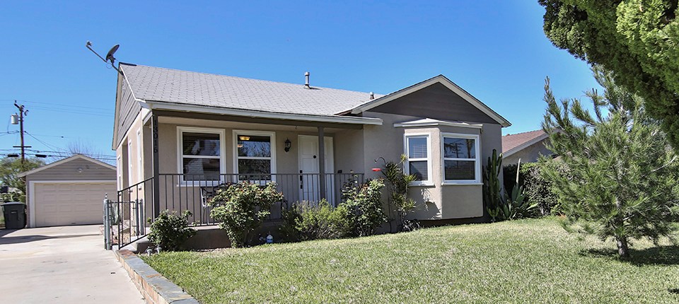 13016 10th St, Chino, CA 91710