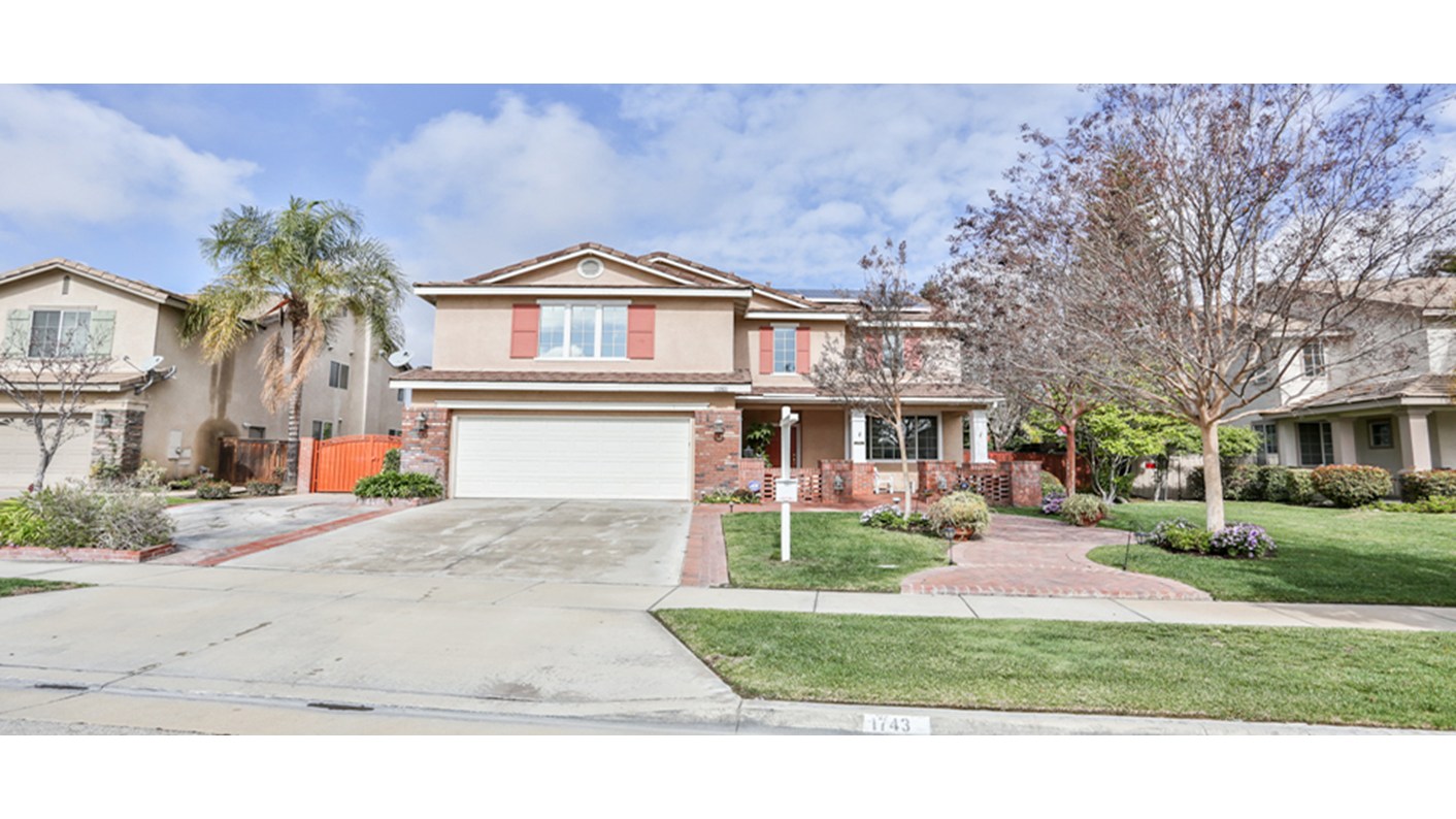 1743 West Ponderosa Way, Upland, CA 91784