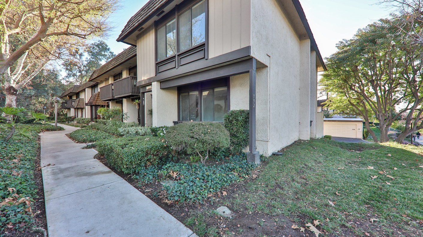 792 Pinewood Lane, San Dimas, CA 91773