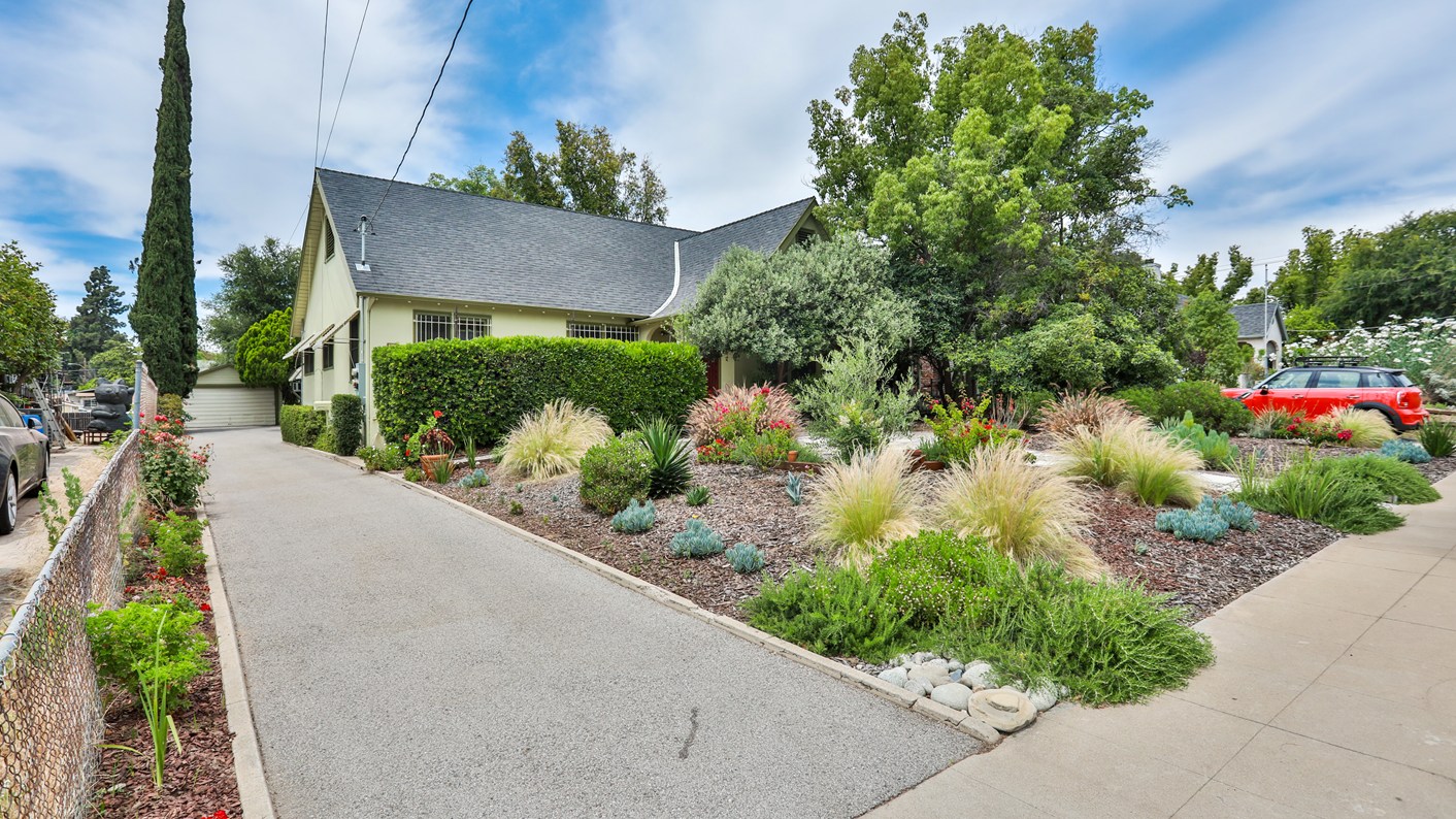 1021 Palm Terrace, Pasadena, CA 91104