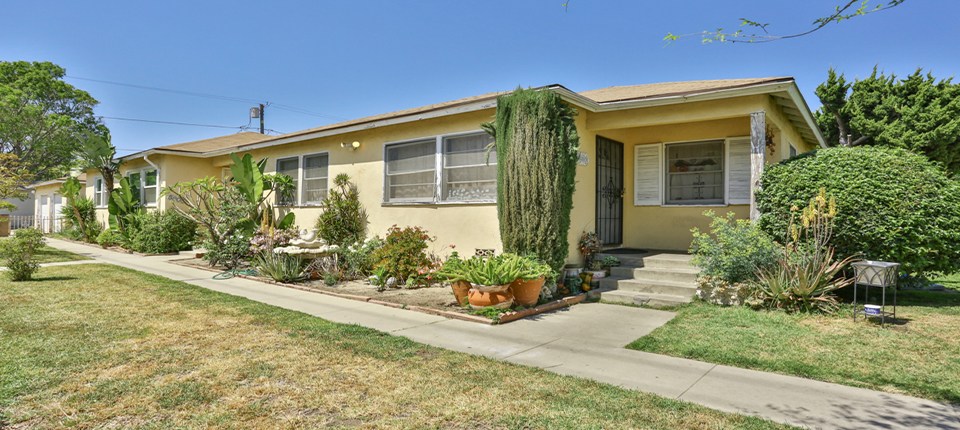 5803 Cartwright Ave, Los Angeles, CA 91601