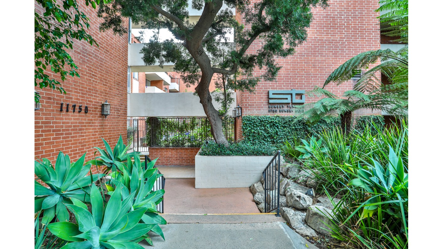 11750 West Sunset Boulevard Unit 201, Los Angeles, CA 90049