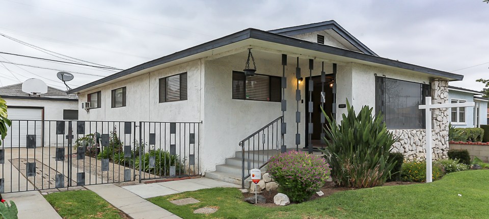 2235 Cowlin Avenue, Commerce, CA 90040