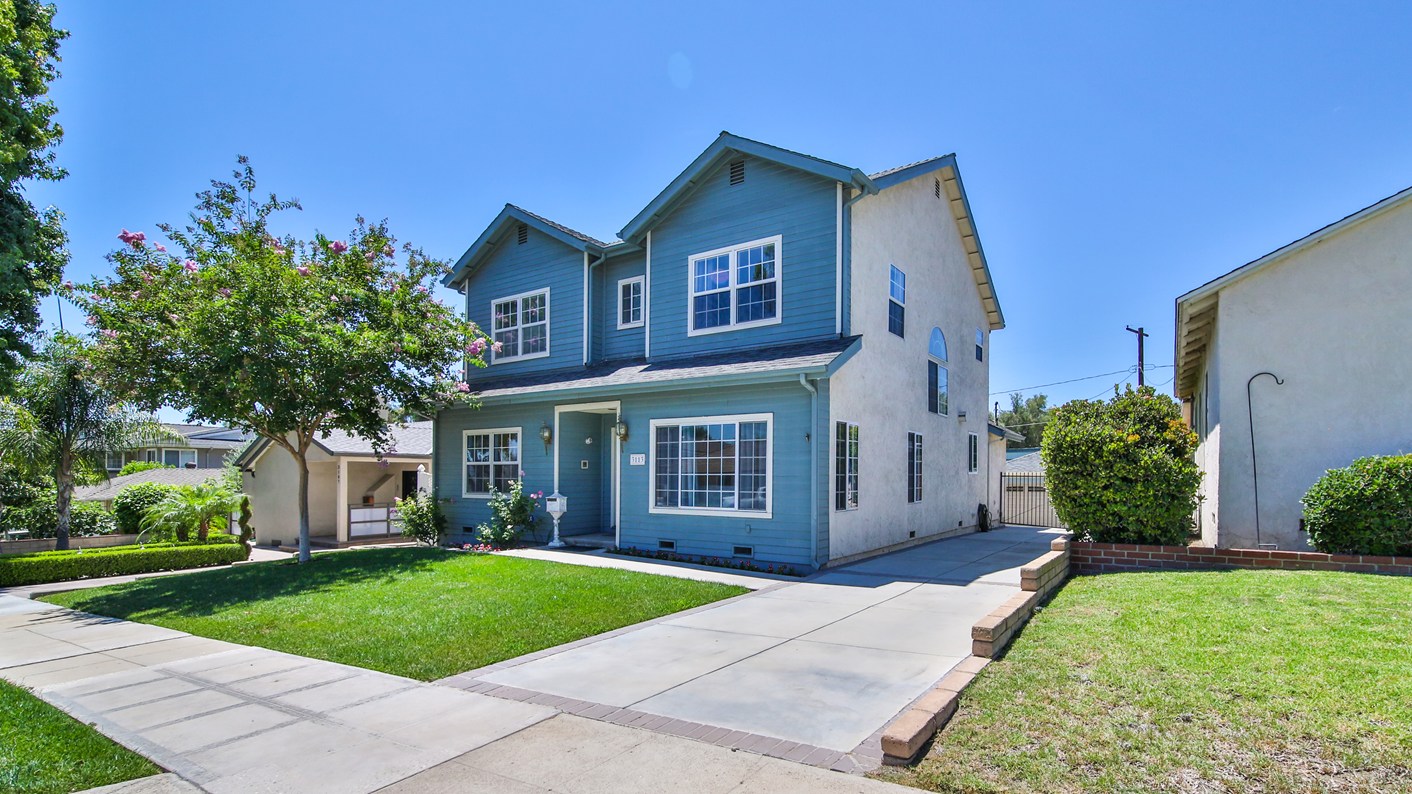 3113 North Naomi Street, Burbank, CA 91504