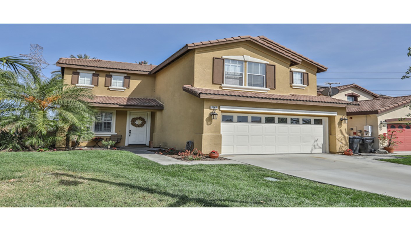 7367 Meade Ct, Fontana, CA 92336