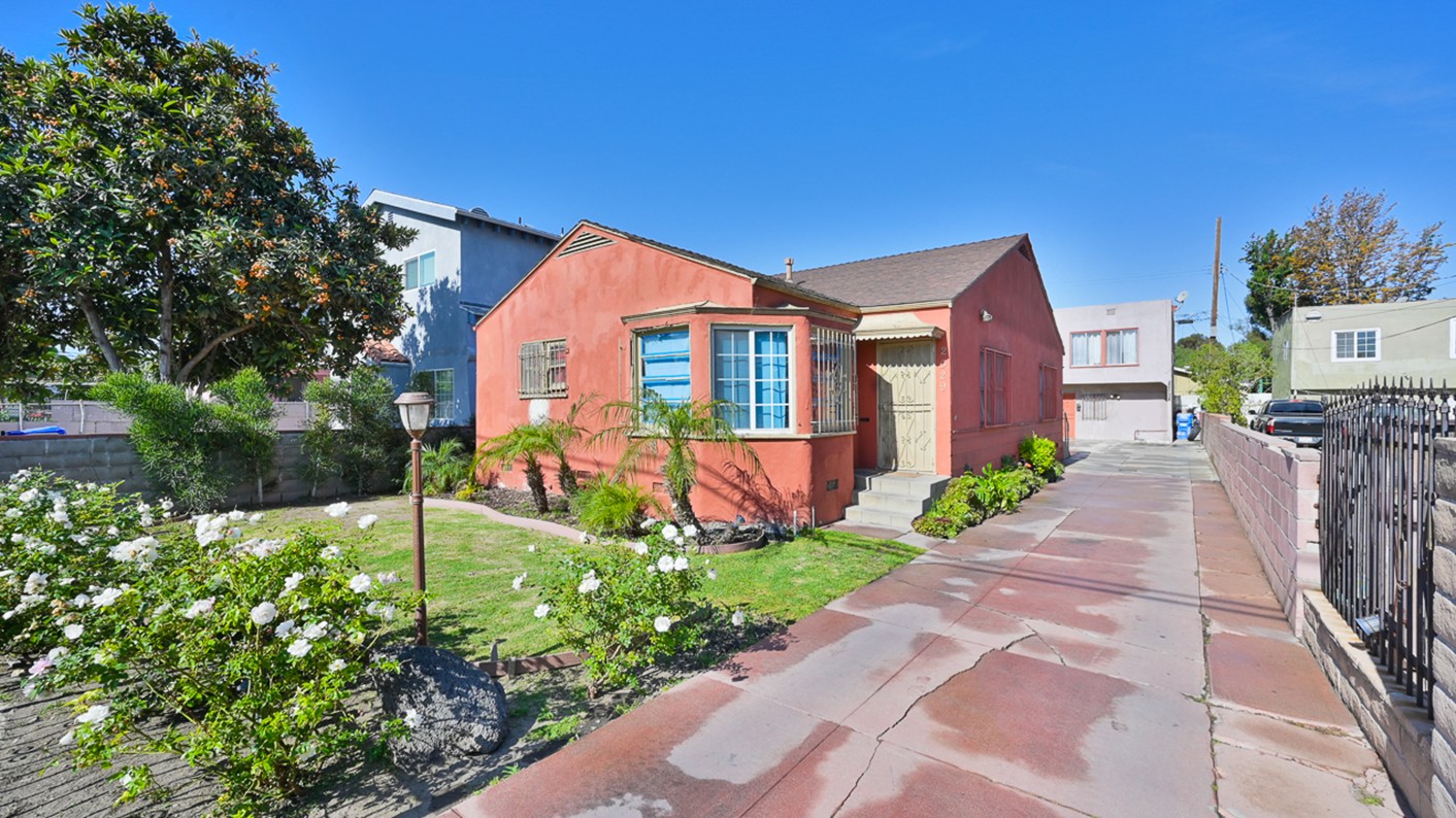 2529 Hauser Boulevard, Los Angeles, CA 90016