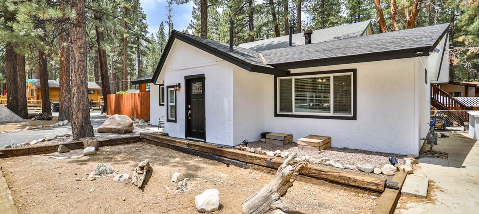 801 Rainbow Boulevard, Big Bear, CA 92314