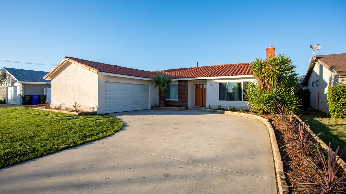 876 West La Gloria Drive, 92377, Rialto, CA 92377