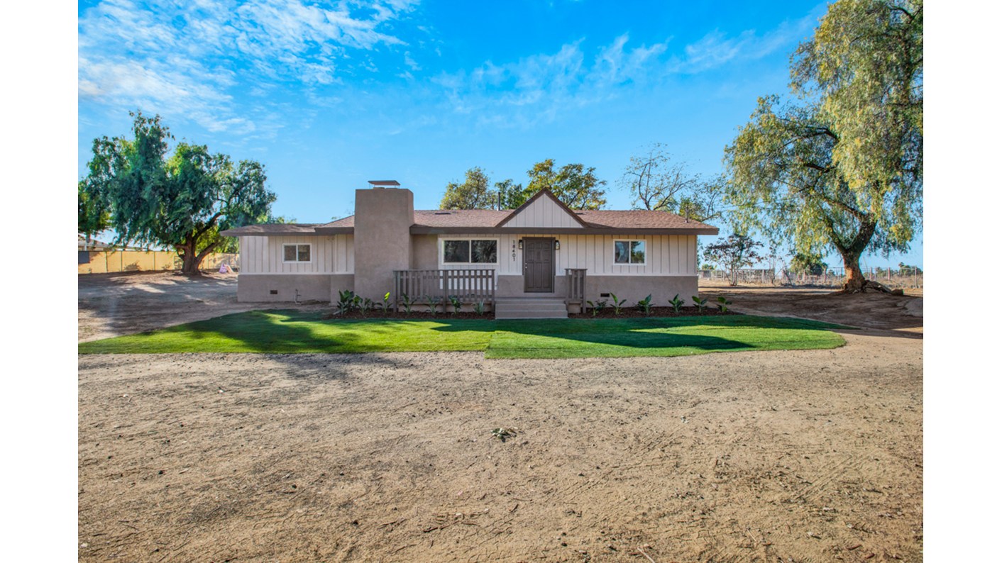 18401 Clark St., Perris, CA 92570