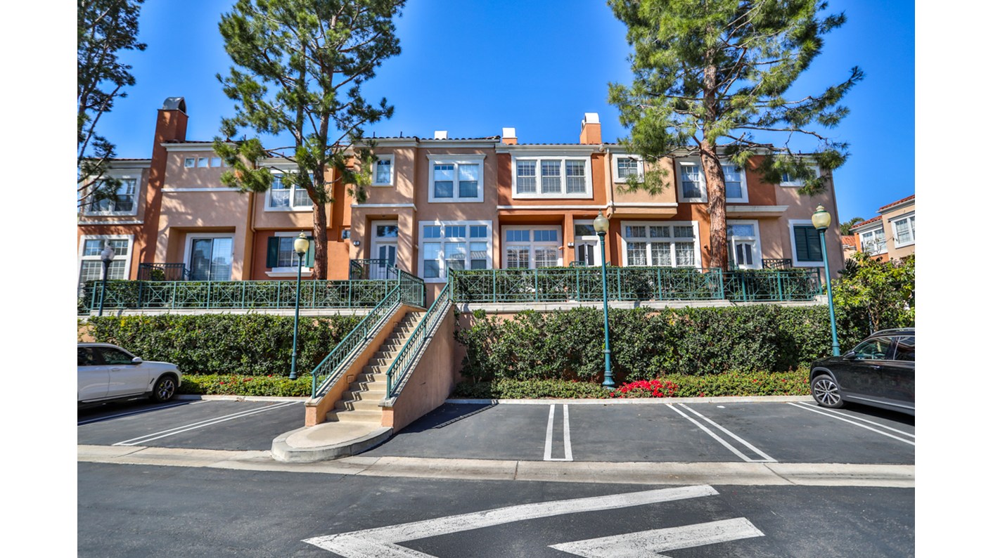 5 Arese Aisle, Irvine, CA 92606