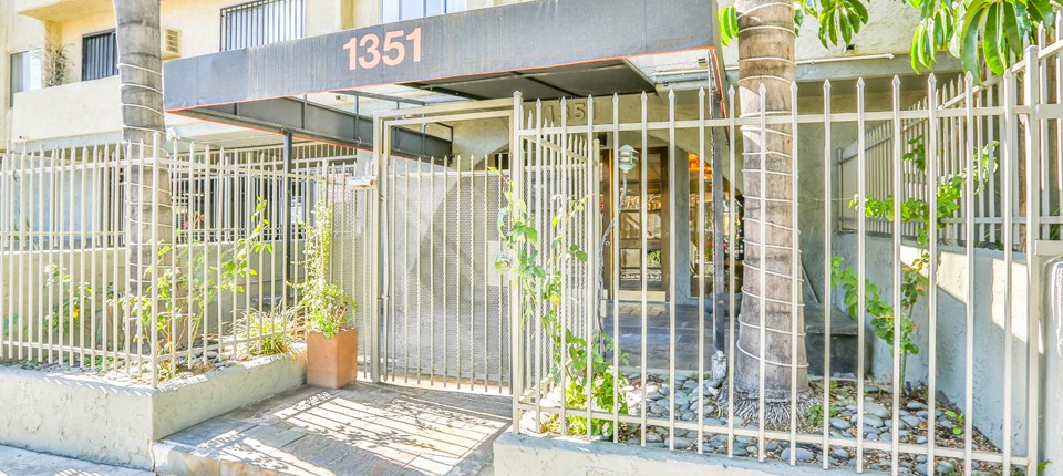 1351 N Orange Dr #221, Los Angeles, CA 90028