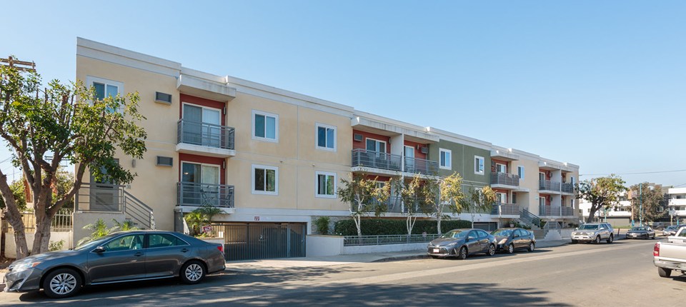 5161 Riverton Avenue #111, Los Angeles, CA 91601