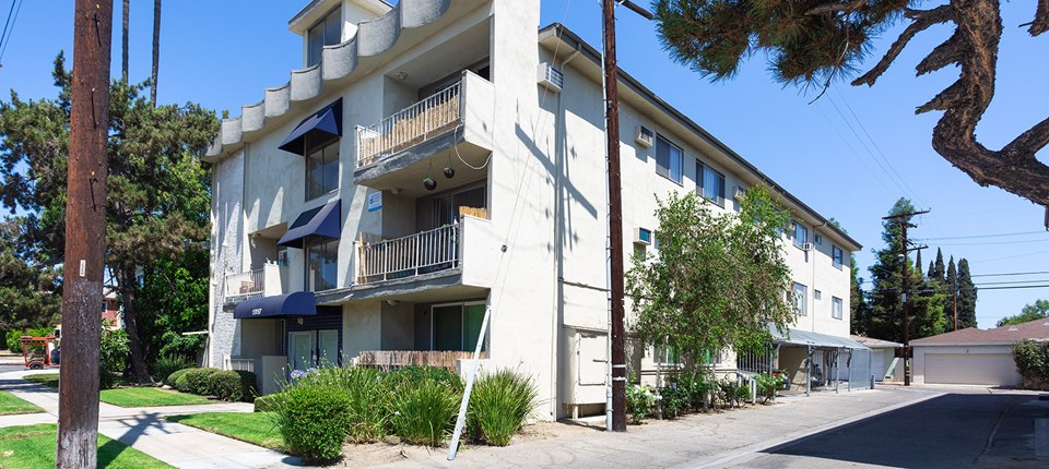 13157 Oxnard Street #103, Los Angeles, CA 91401