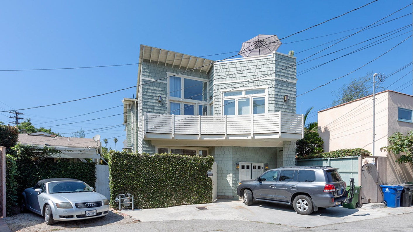 716 Marco Place, Los Angeles, CA 90291